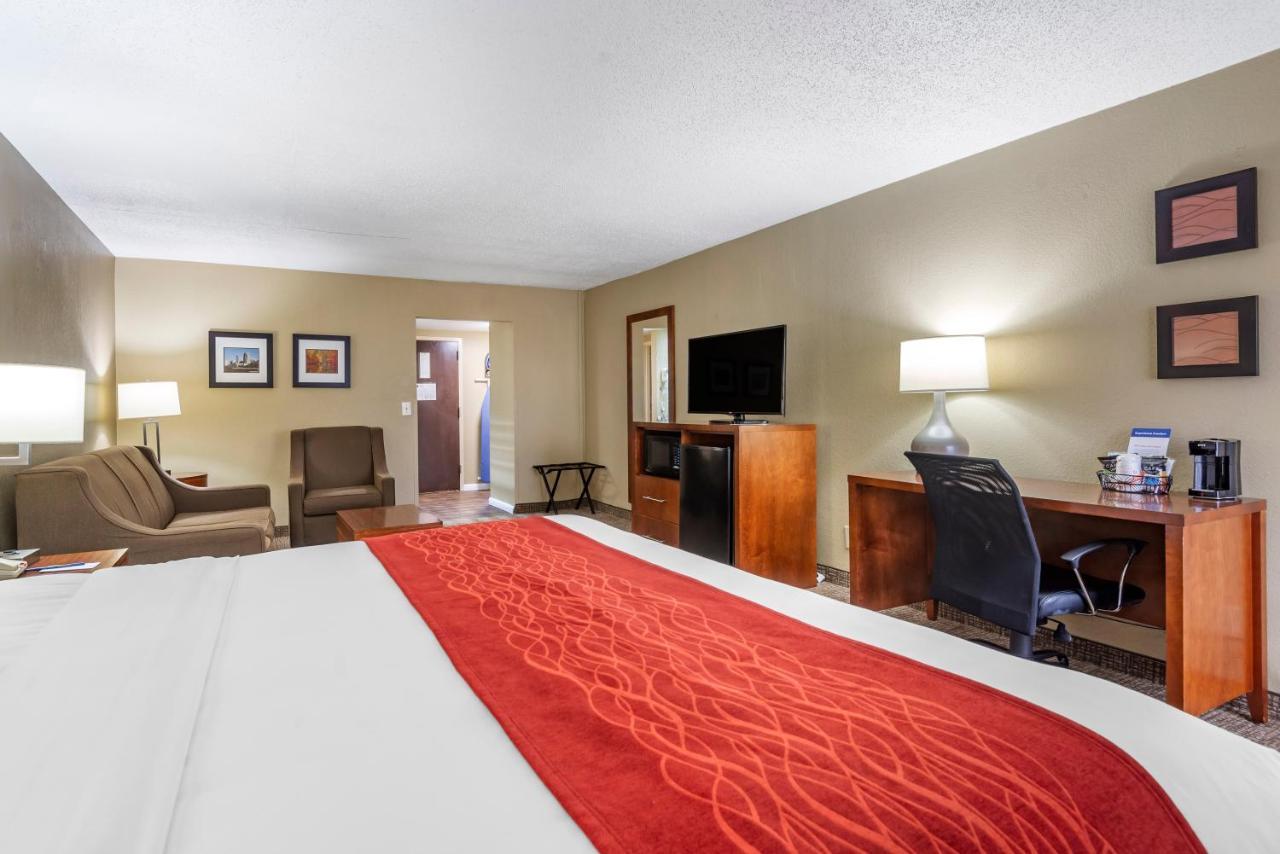 Comfort Inn Matthews / Charlotte Buitenkant foto