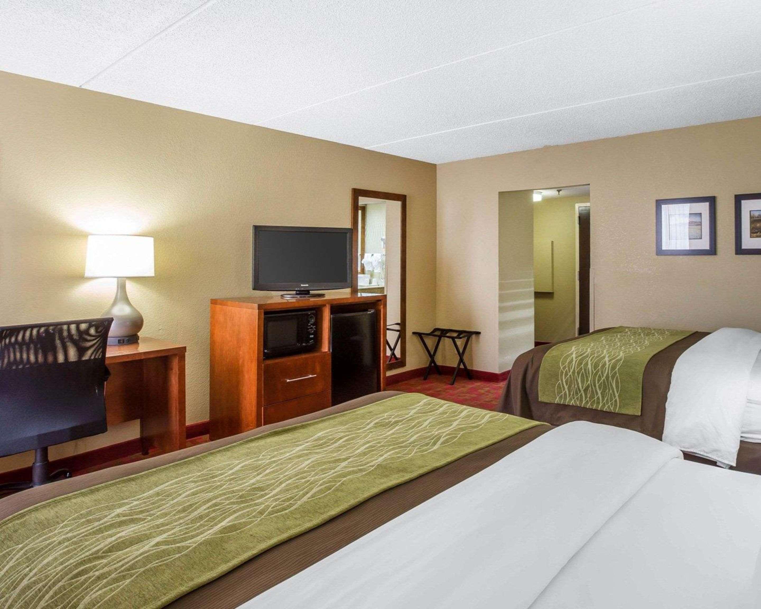 Comfort Inn Matthews / Charlotte Buitenkant foto