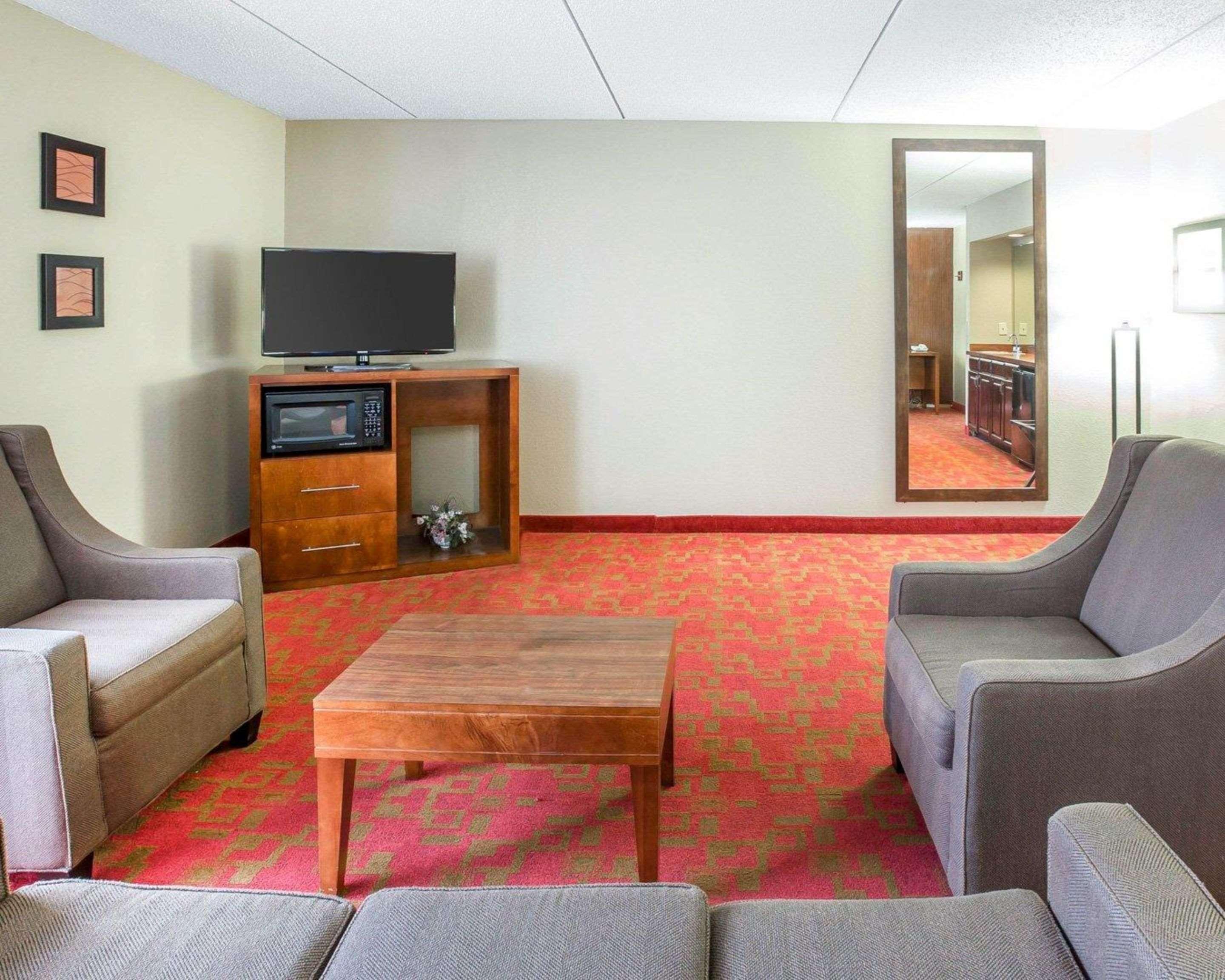 Comfort Inn Matthews / Charlotte Buitenkant foto