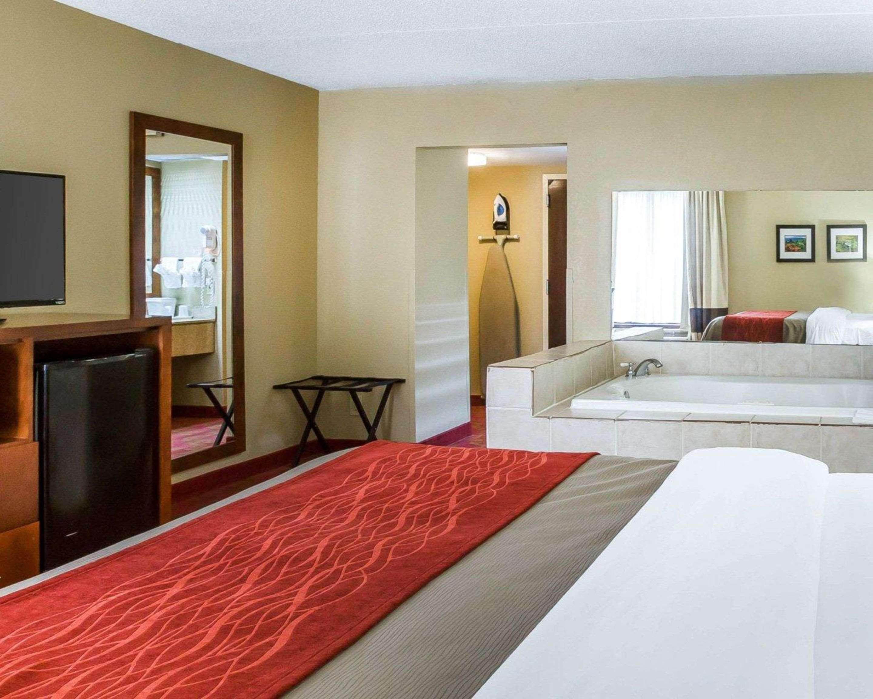 Comfort Inn Matthews / Charlotte Buitenkant foto