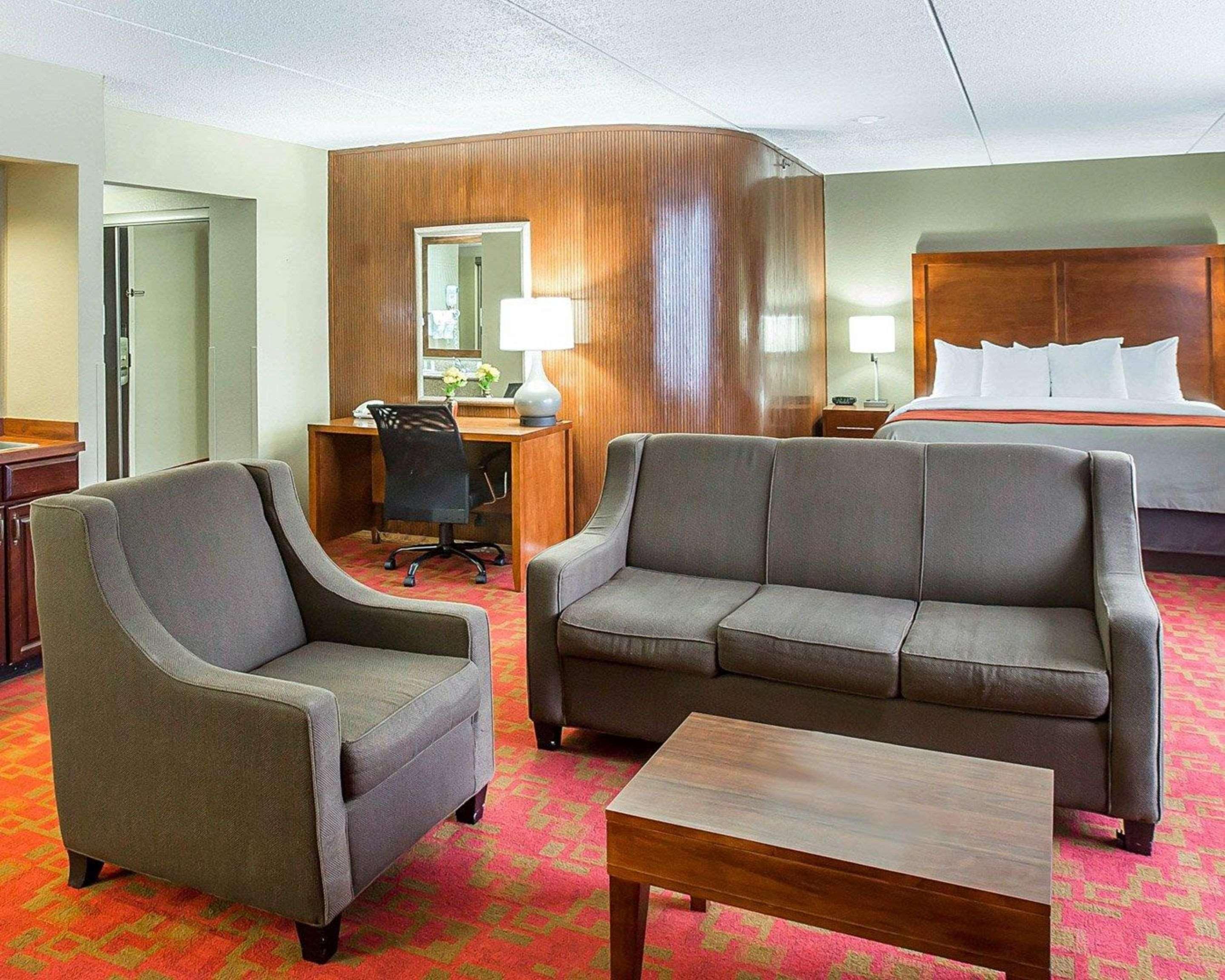 Comfort Inn Matthews / Charlotte Buitenkant foto