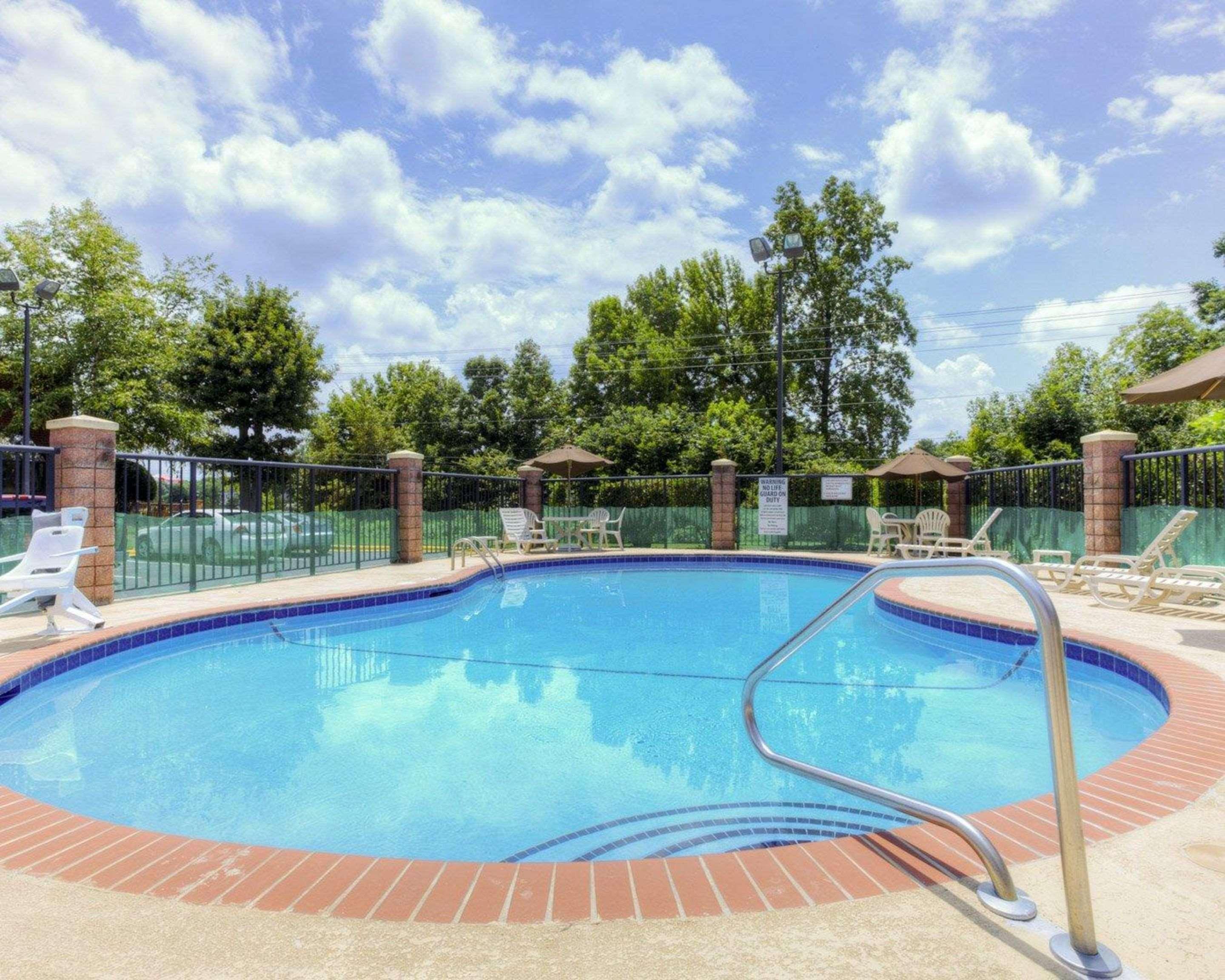 Comfort Inn Matthews / Charlotte Buitenkant foto