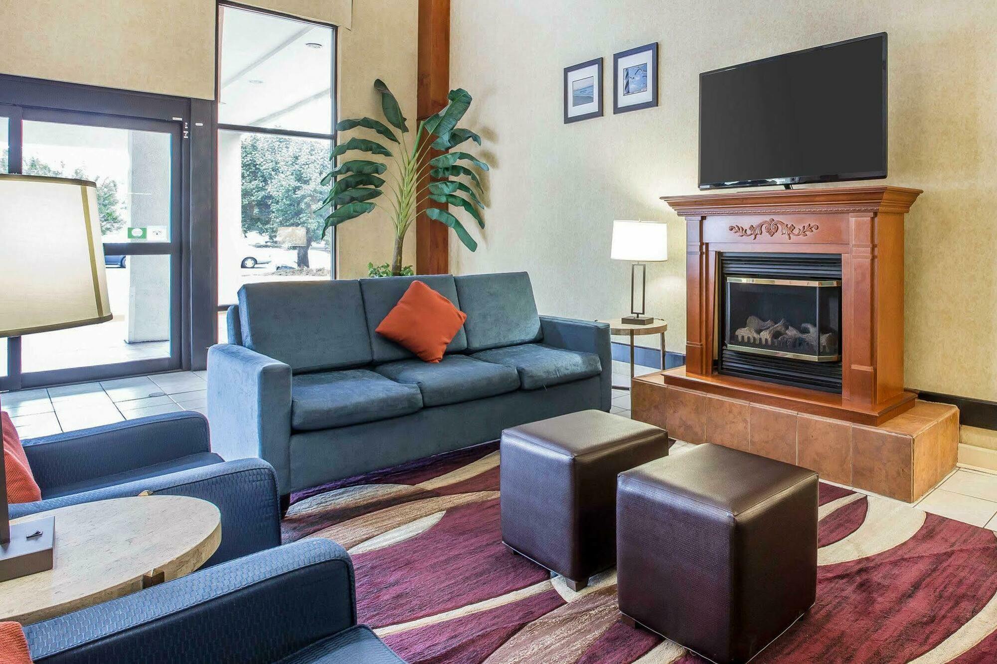 Comfort Inn Matthews / Charlotte Buitenkant foto