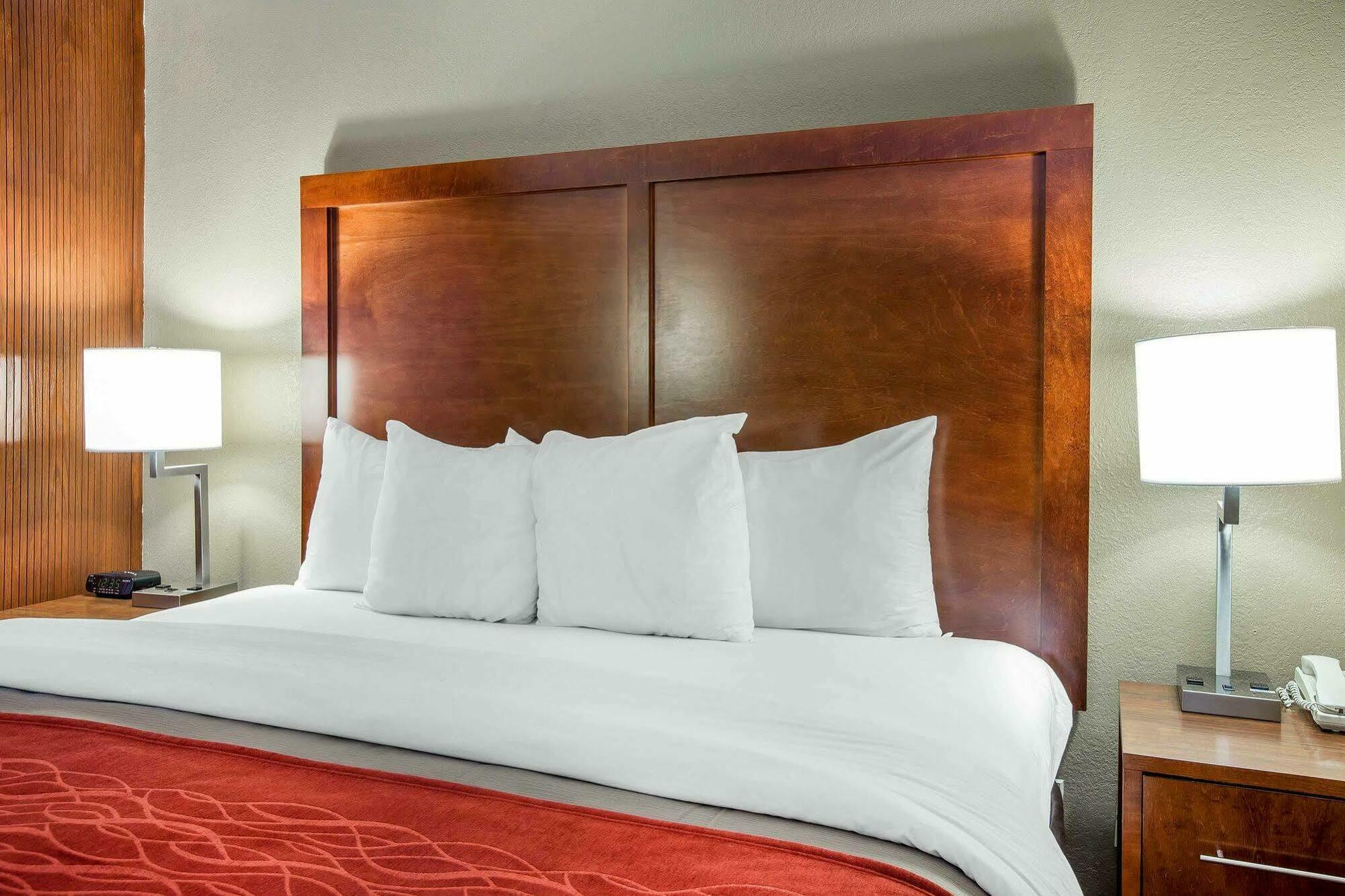 Comfort Inn Matthews / Charlotte Buitenkant foto